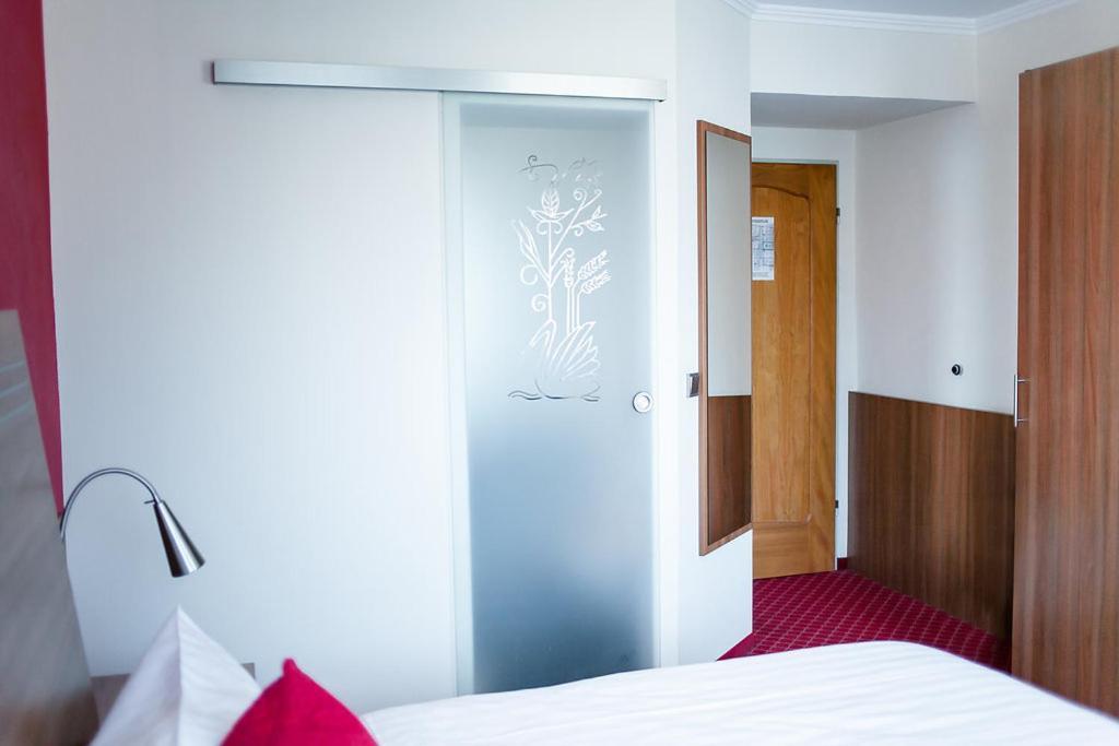 Hotel Brauereigasthof Schwanenbraeu 에베르만슈타트 외부 사진